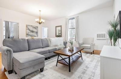 Three Bedroom Apartment in East Harlem
