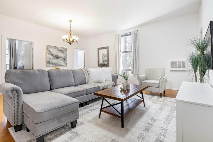 Three Bedroom Apartment in East Harlem