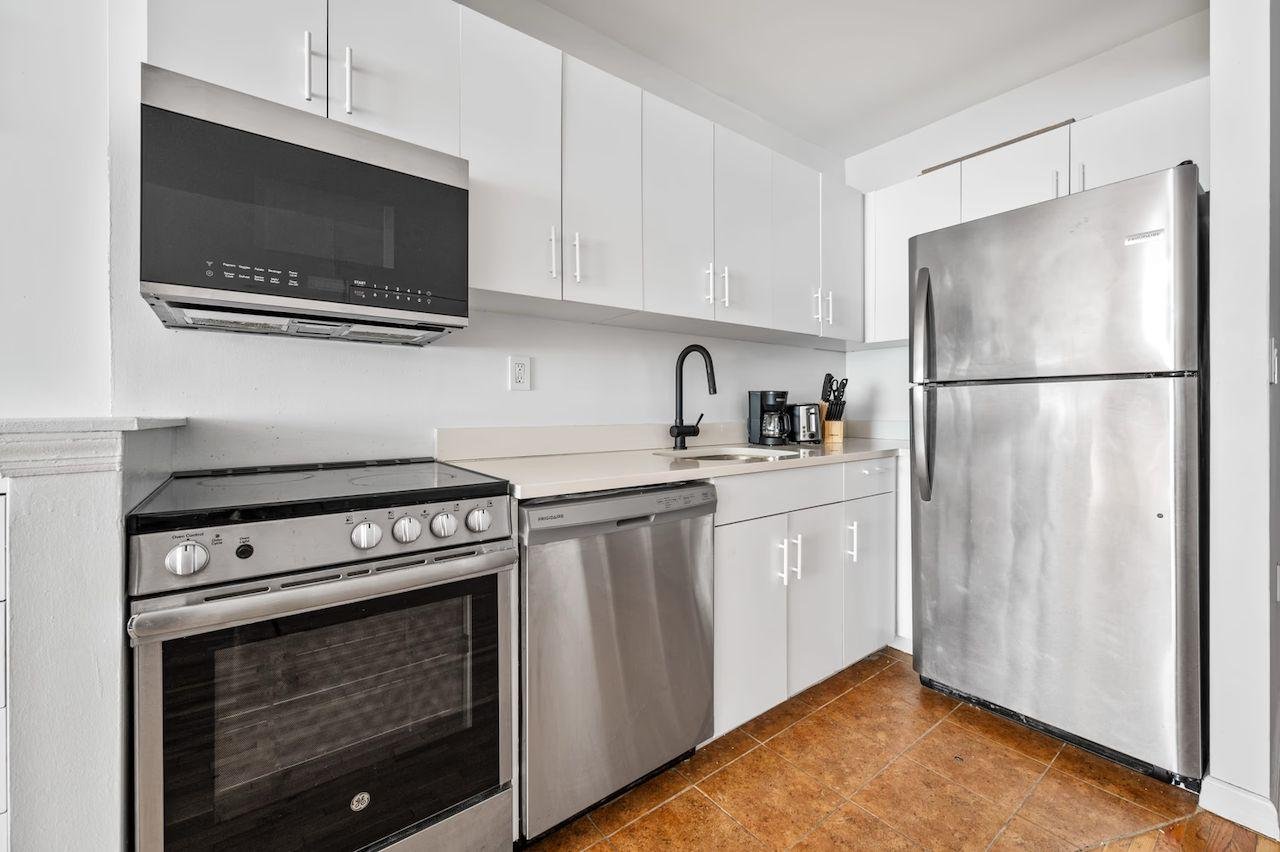 Spacious Studio Apartment