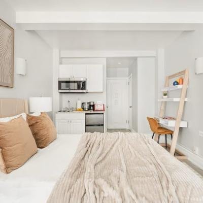 Fully Furnished Studio Apartment in Upper West side