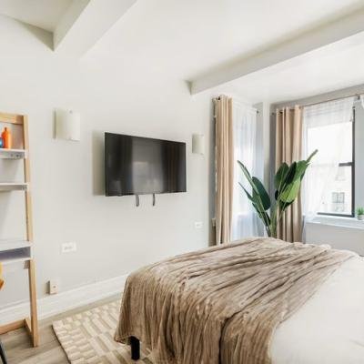 Fully Furnished Studio Apartment in Upper West side