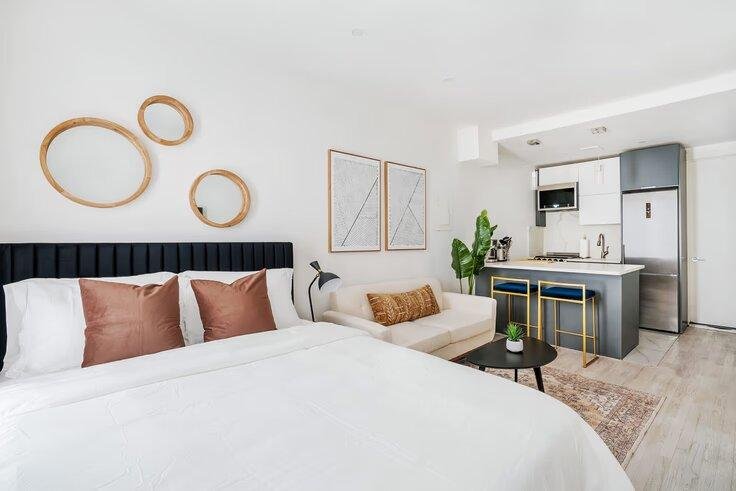 Studio One bathroom Apartment