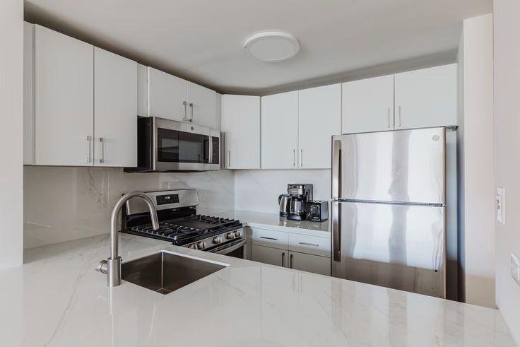 One Bedroom Apartment In Central Park