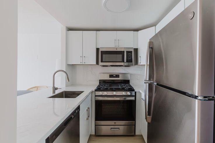 One Bedroom Apartment In Central Park